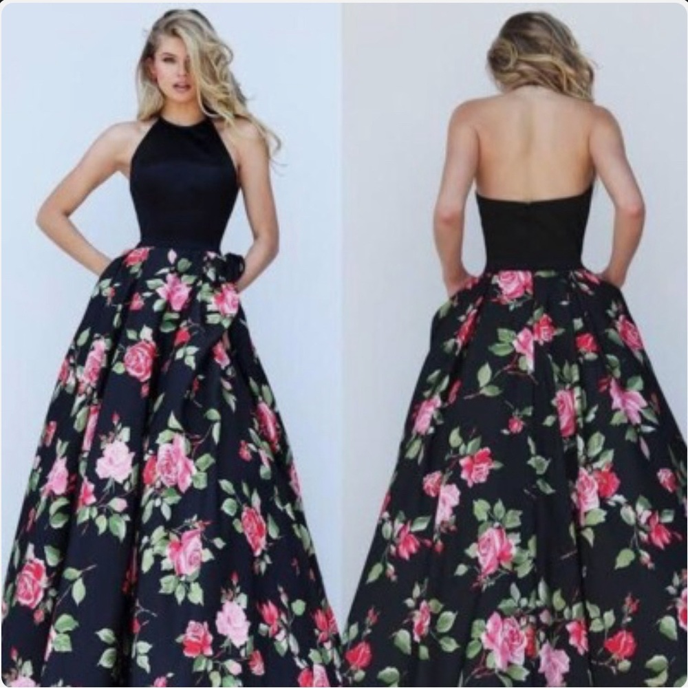 Sherri Hill Beaded Halter Top Ballgown Size 10